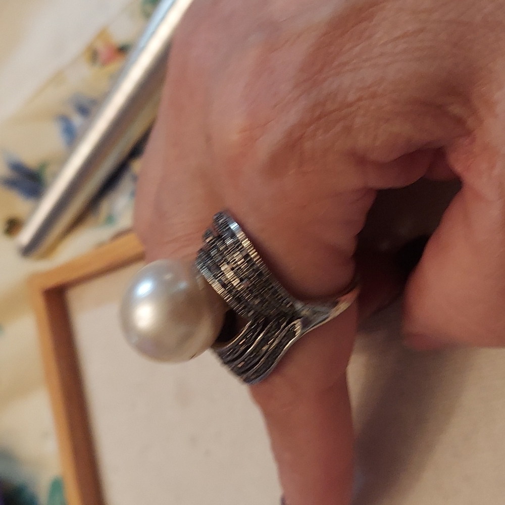 Big bold ring - Picture 9 of 10